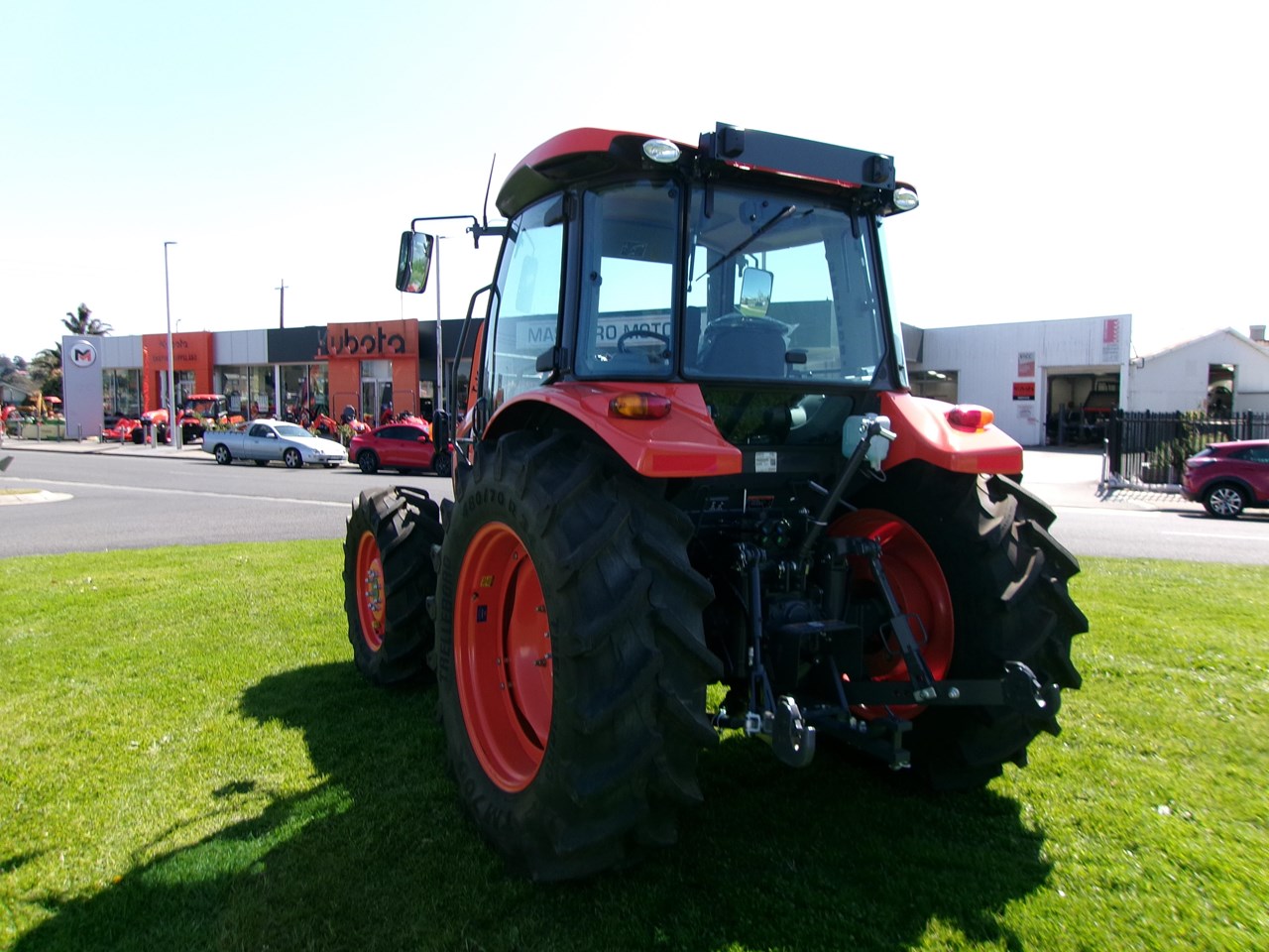 2024 KUBOTA M5091DHC - Image 4