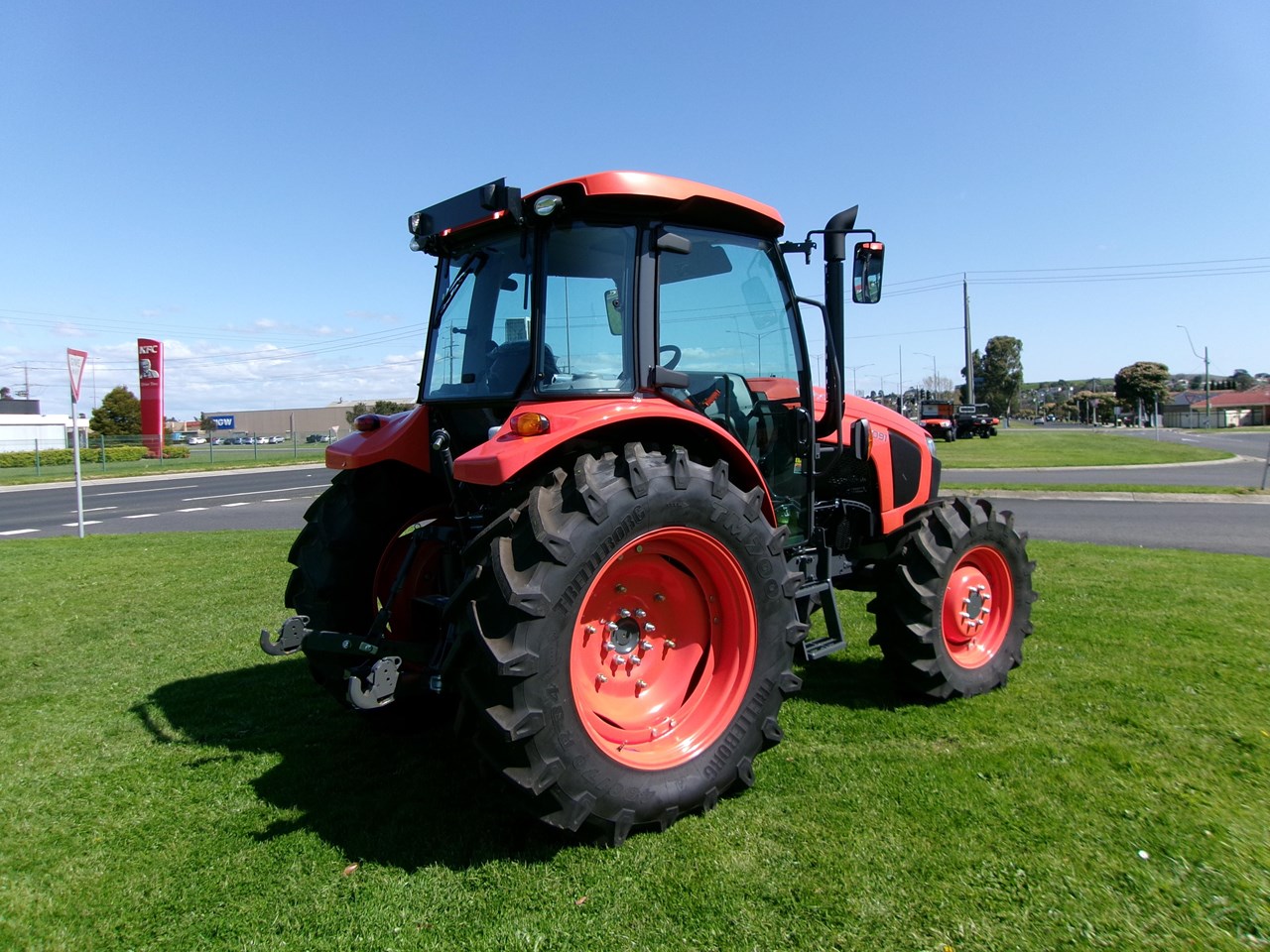 2024 KUBOTA M5091DHC - Image 6