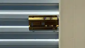 16ft Storage Container w/ Roll-Up Door - Image 9