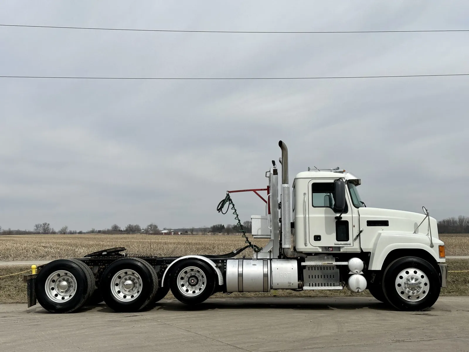 2013 MACK CHU613 - Image 3