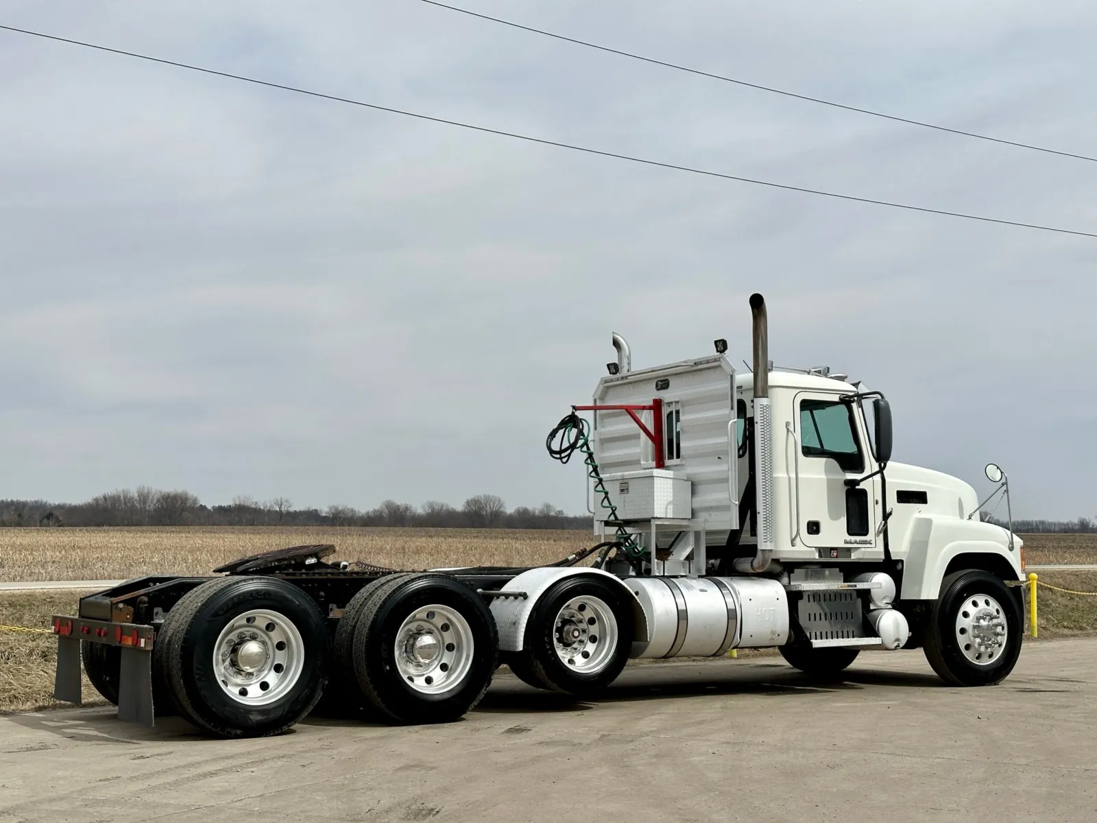 2013 MACK CHU613 - Image 5