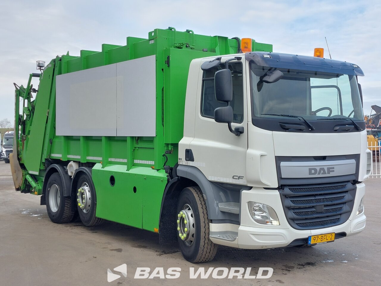 DAF CF 290 6X2 Haller Garbage Truck - Image 4