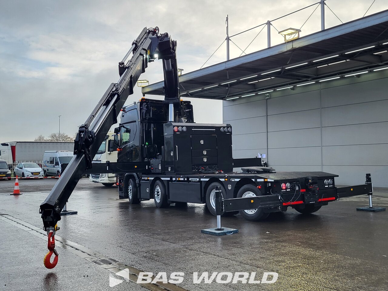 Scania S660 8X2 Flatbed trucks - Image 4