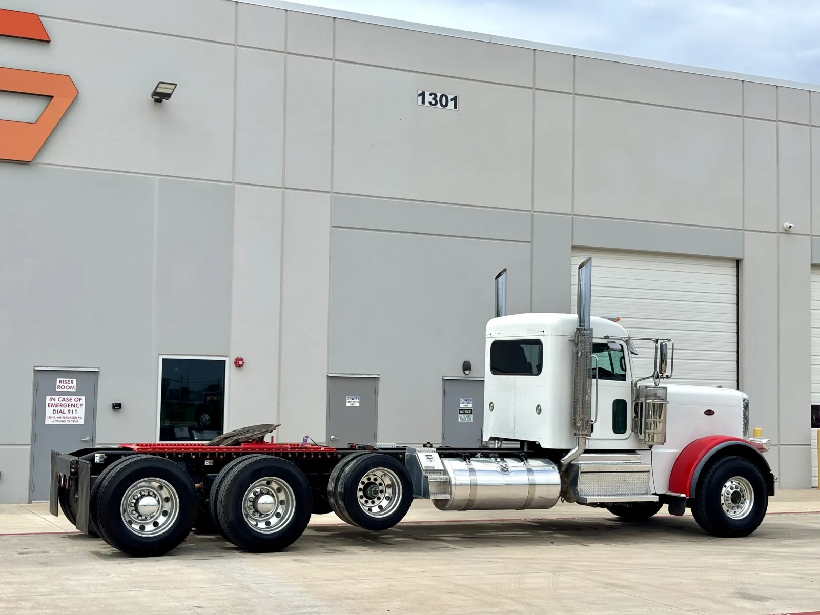 2019 PETERBILT 389 - Image 5