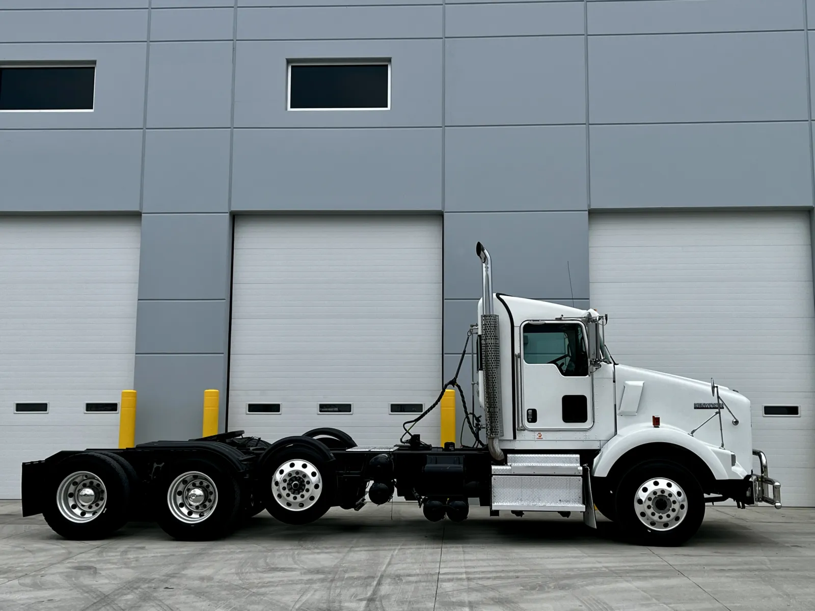 2019 KENWORTH T800 - Image 3