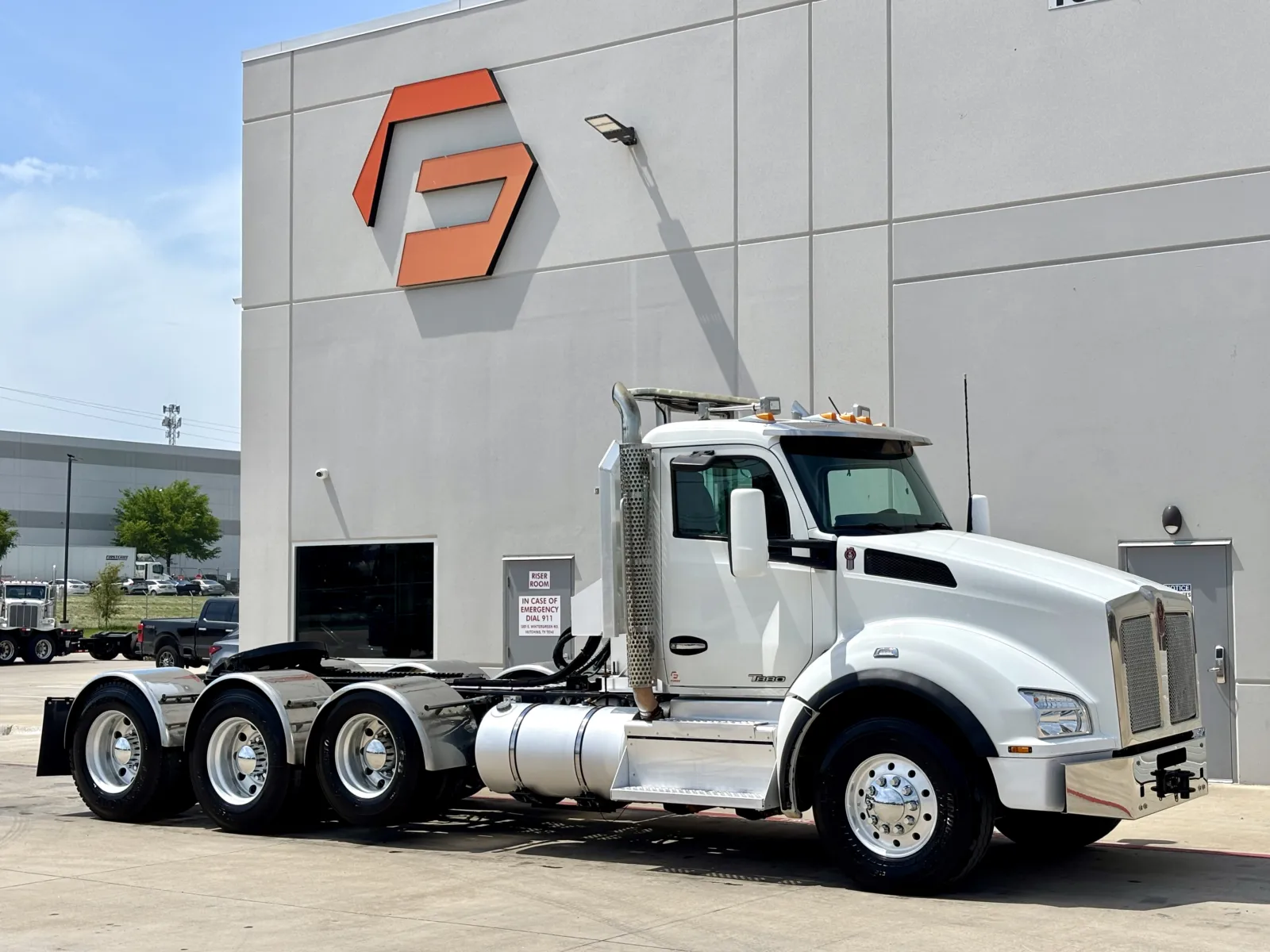 2018 KENWORTH T880