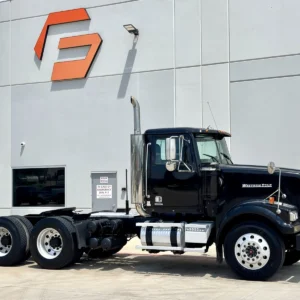 2017 WESTERN STAR 4900