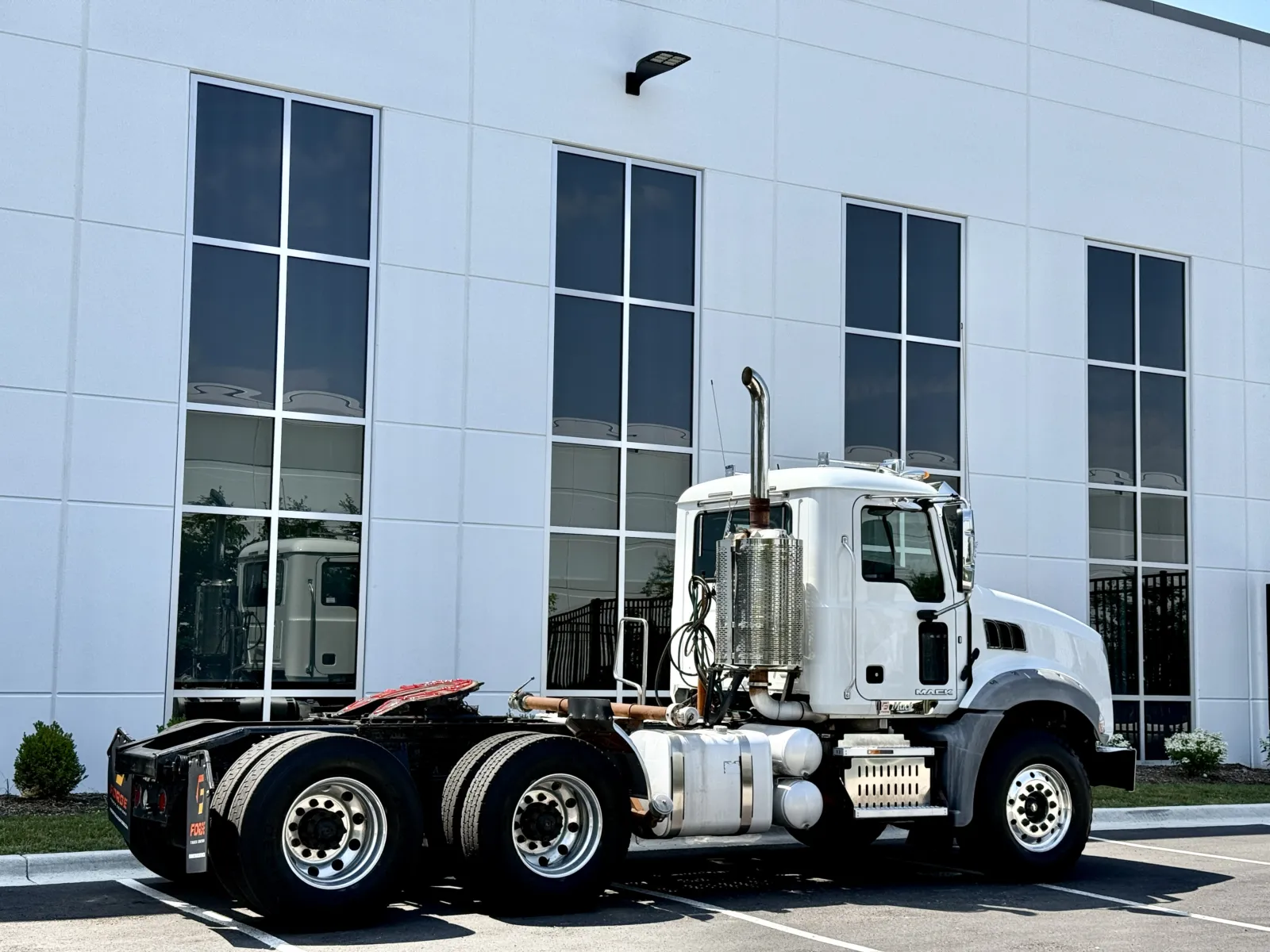 2017 MACK GU813 - Image 5