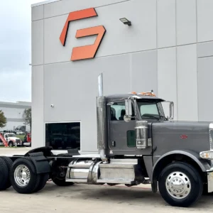 2022 PETERBILT 389