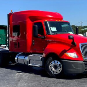 Pre-Owned 2021 International LT625 6x4 Sleeper