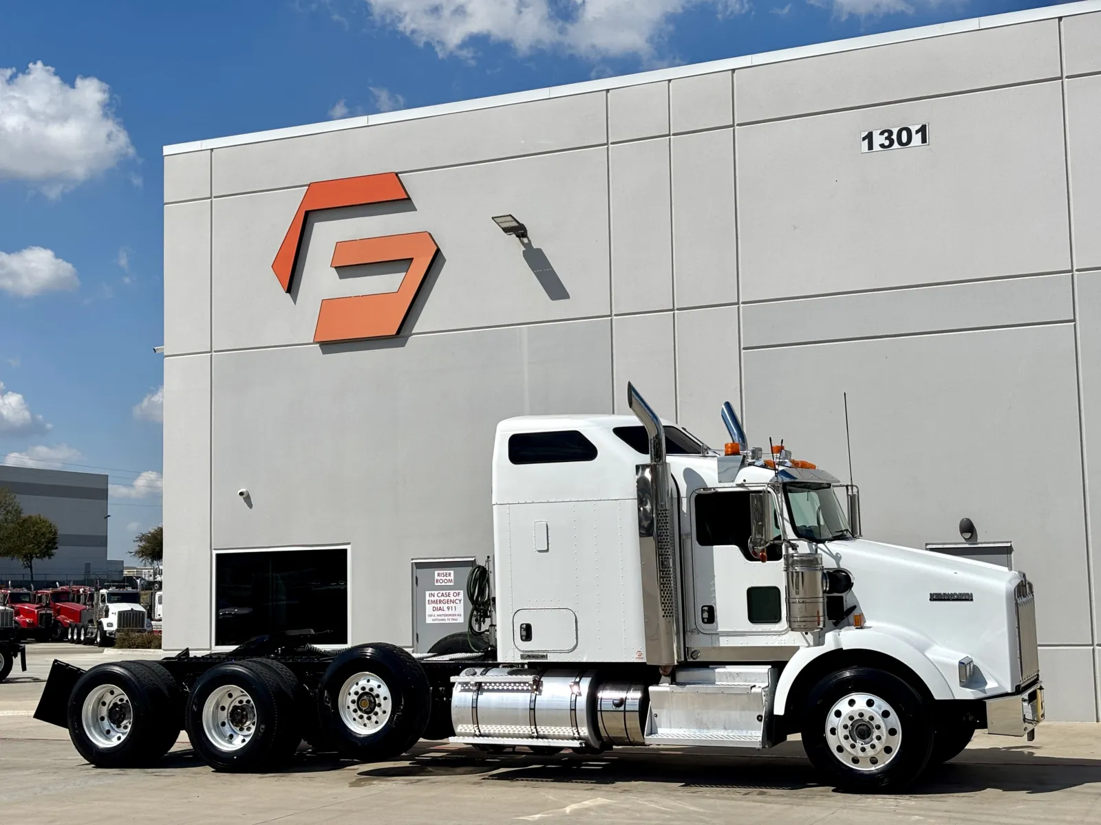 2013 KENWORTH T800