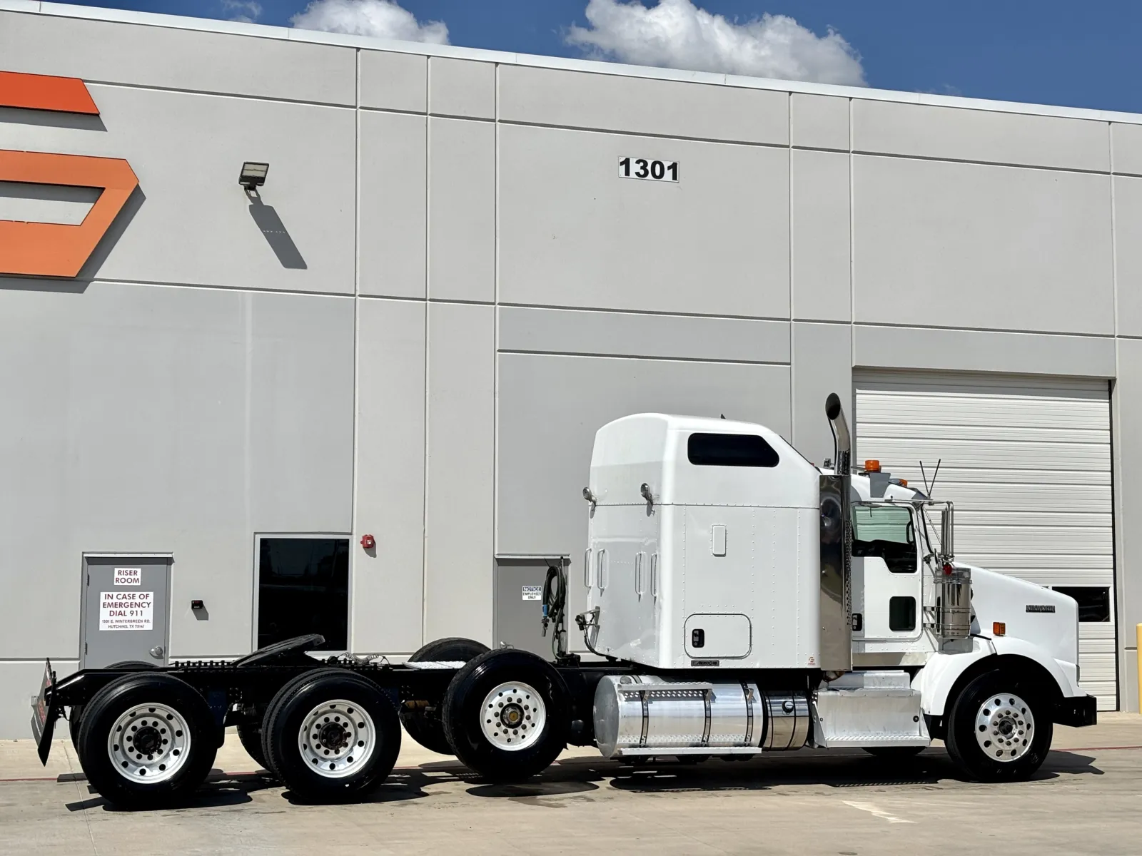 2013 KENWORTH T800 - Image 5