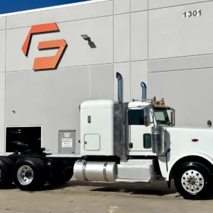2015 PETERBILT 389