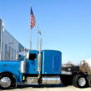 2005 PETERBILT 379