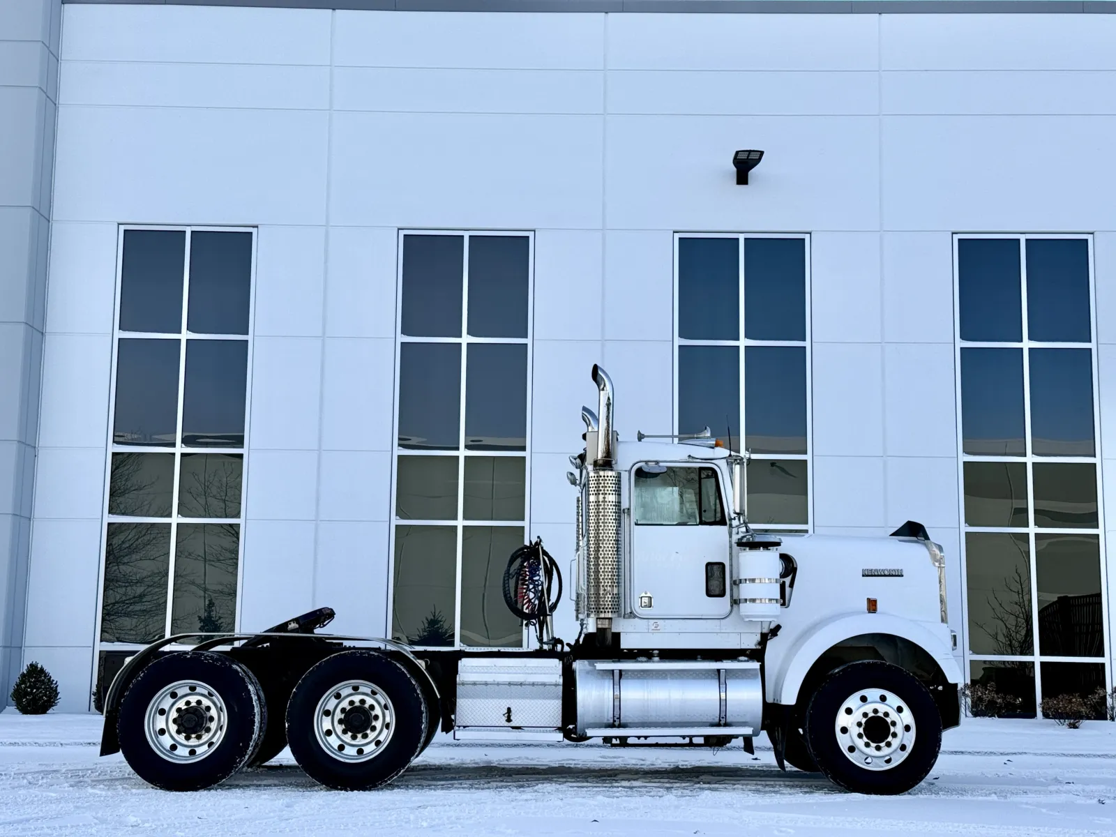 2003 KENWORTH W900 - Image 3