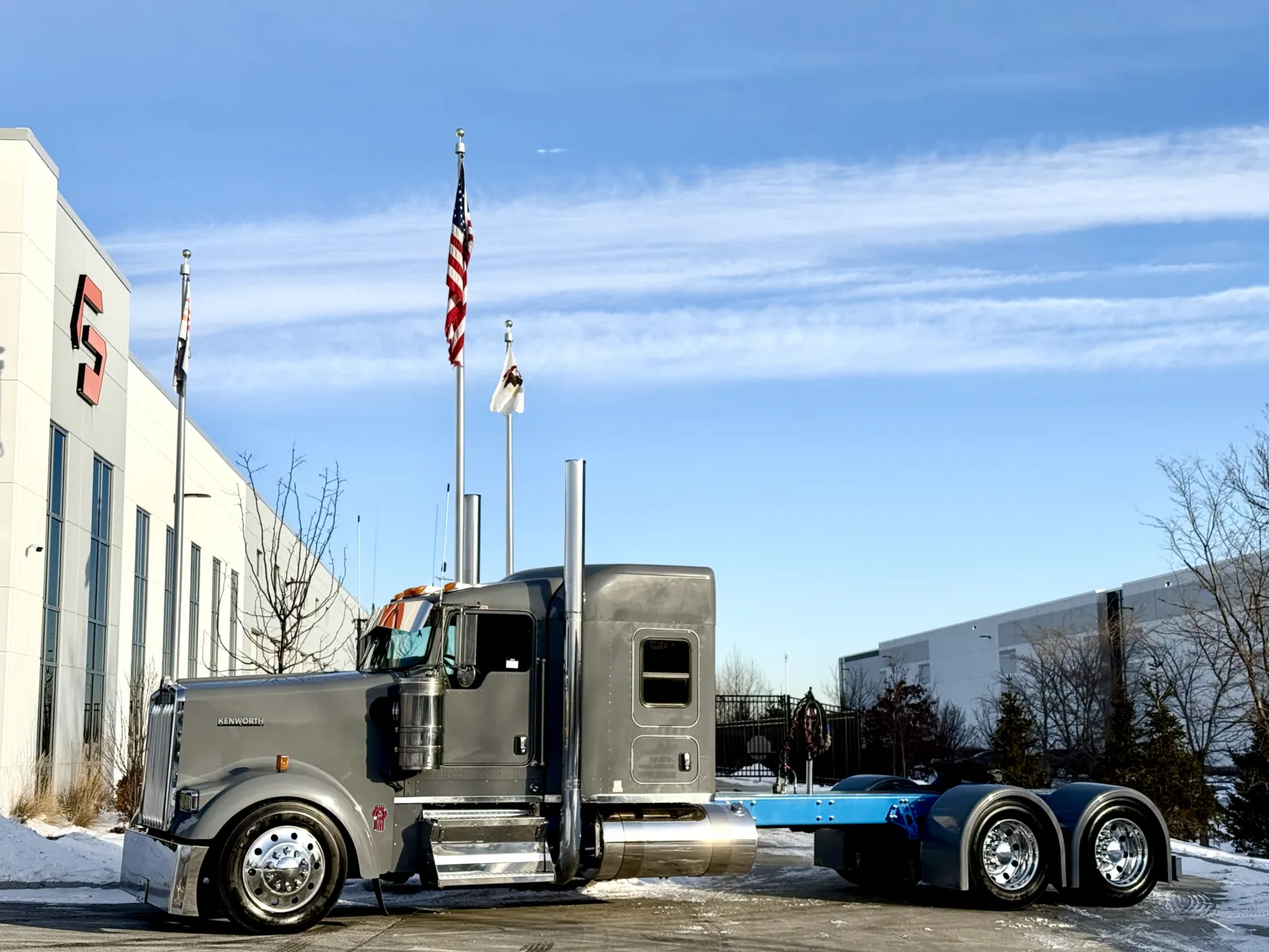 2019 KENWORTH W900
