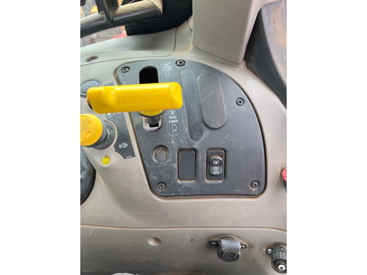 2020 CASE IH MAXXUM 110 - Image 19