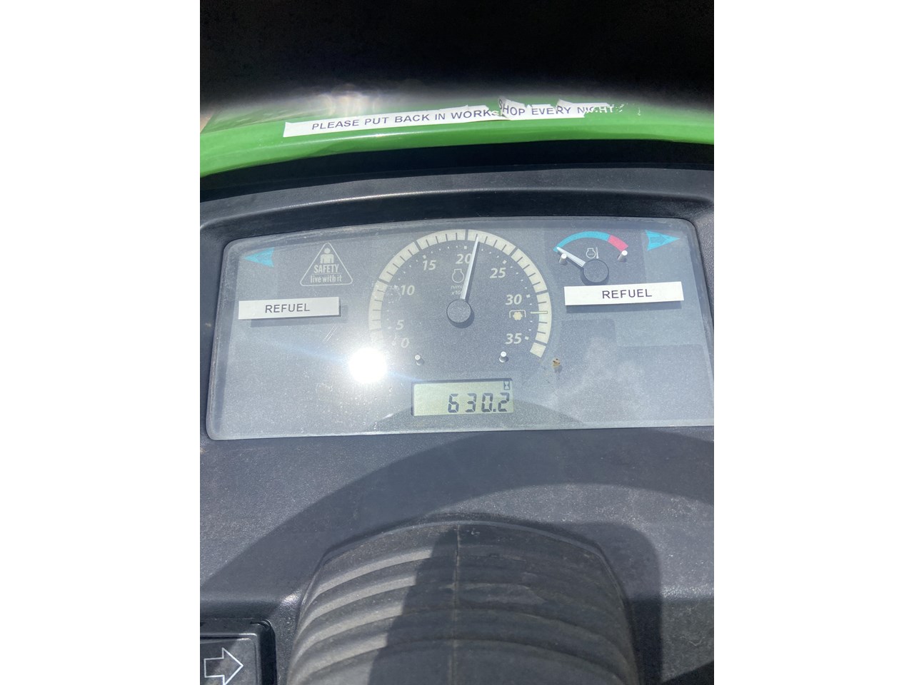 2015 JOHN DEERE 1025R - Image 5