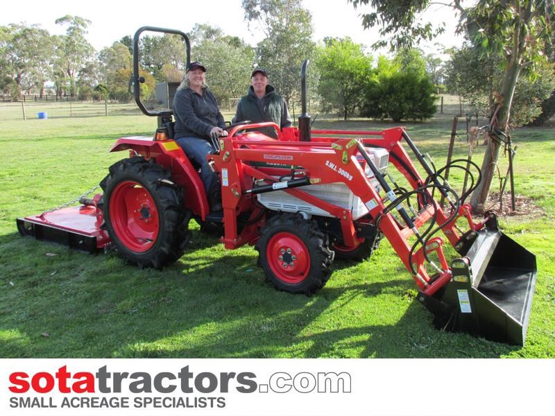 KUBOTA L2202DT TRACTOR WITH 4 IN 1 FEL 26HP - Image 6
