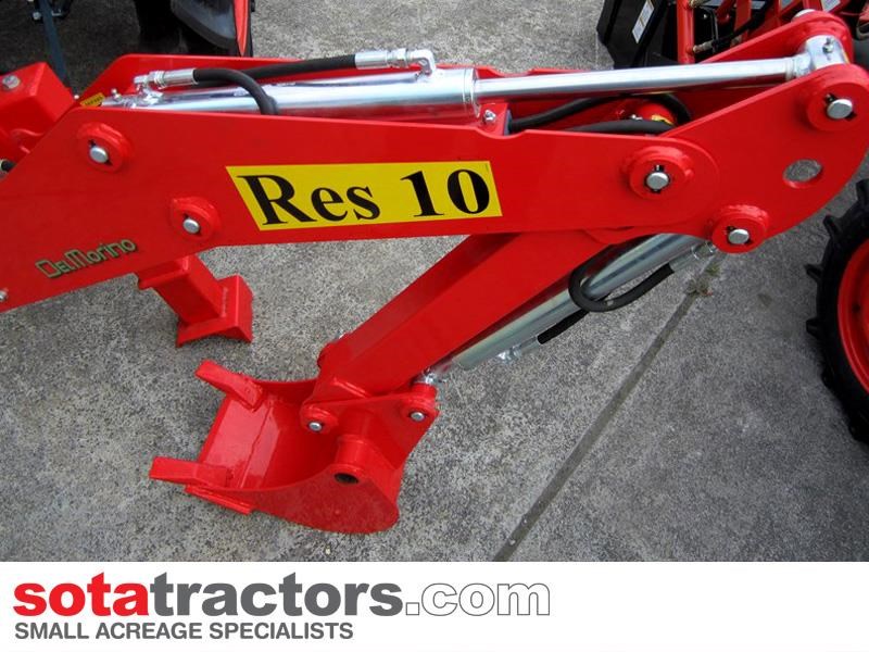 KUBOTA L2202DT TRACTOR + 4 IN 1 LOADER + BACKHOE - Image 23