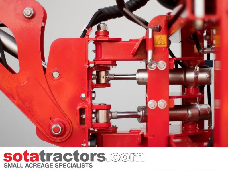 KUBOTA L2402DT TRACTOR + 4 IN 1 LOADER + BACKHOE - Image 30