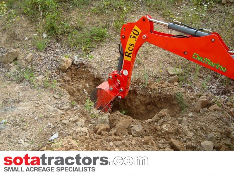 APOLLO 60HP TRACTOR + 4 IN 1 LOADER + BACKHOE - Image 15