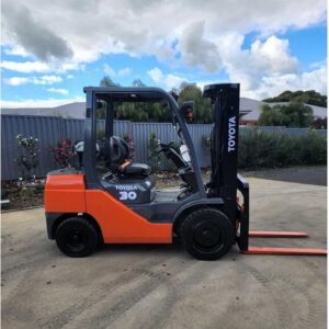 Toyota Forklift 3T Container Mast