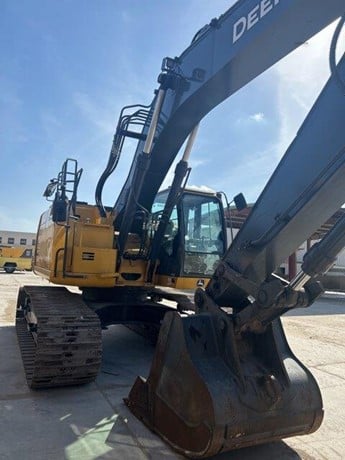 2022 DEERE 345 P-TIER