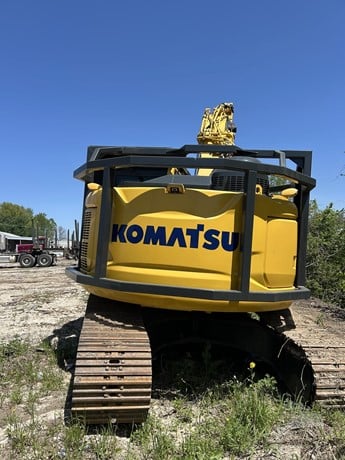 2022 KOMATSU PC228 LC - Image 2