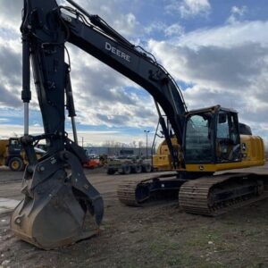 2023 DEERE 210 P-TIER