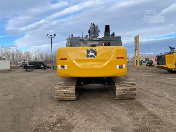 2023 DEERE 210 P-TIER - Image 4