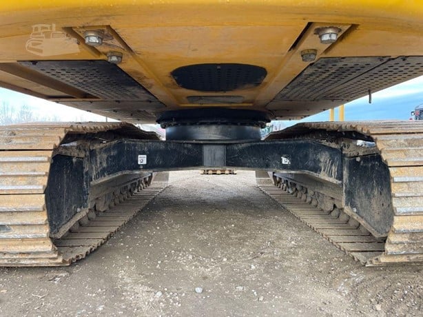 2023 DEERE 210 P-TIER - Image 5