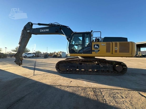 2023 DEERE 350 P-TIER - Image 2