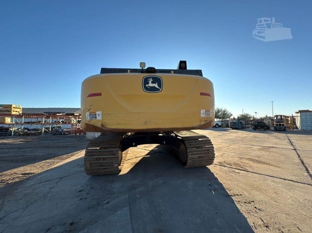 2023 DEERE 350 P-TIER - Image 4