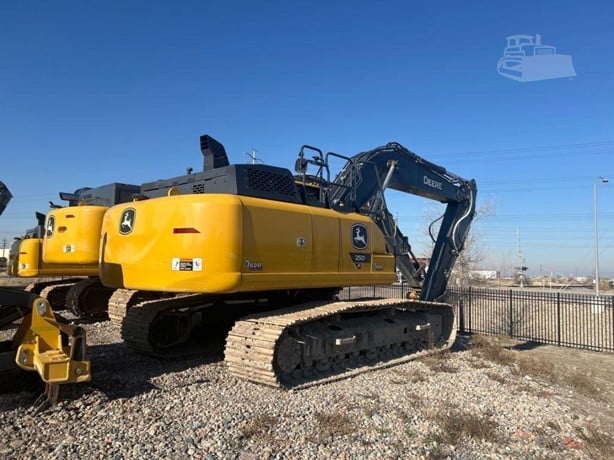 2023 DEERE 250 P-TIER - Image 6