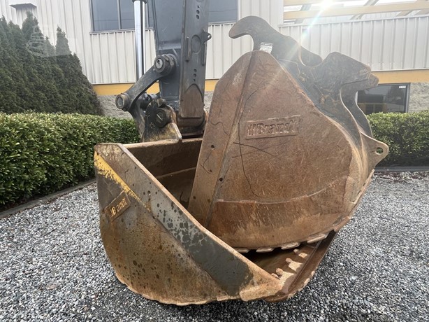 2022 DEERE 470G LC - Image 5