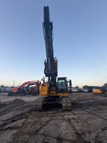 2023 DEERE 345 P-TIER - Image 4