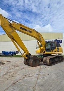 2023 KOMATSU PC490 LC-11