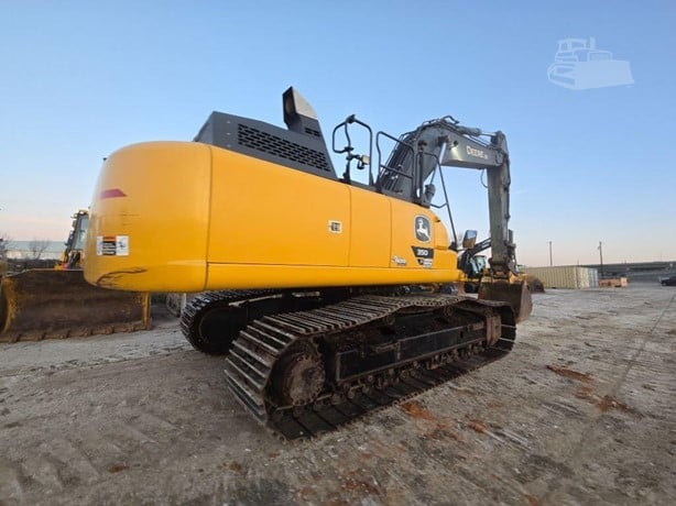 2023 DEERE 350 P-TIER - Image 2