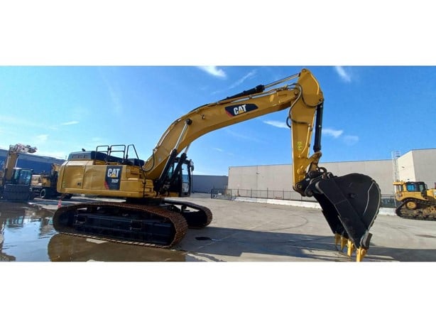 2019 CATERPILLAR 352F
