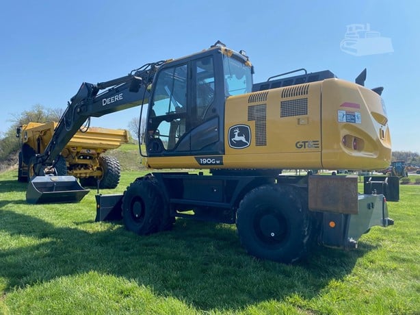 2023 DEERE 190G W - Image 4