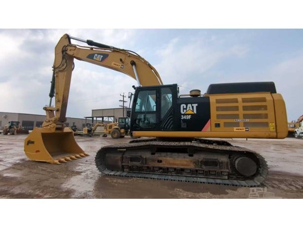2017 CATERPILLAR 349FL