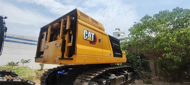 2022 CATERPILLAR 374 - Image 4