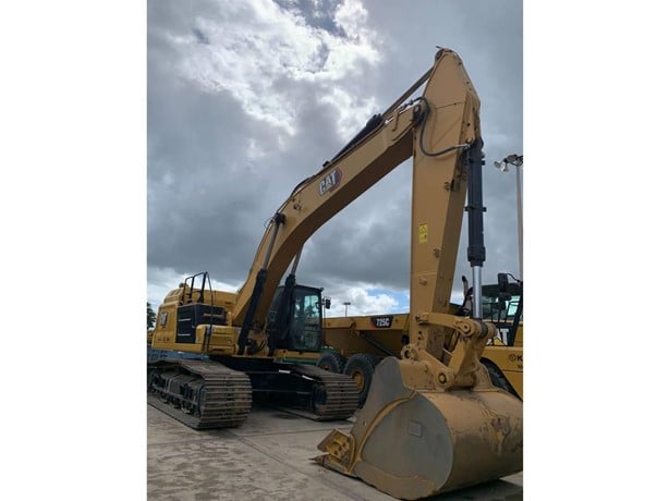 2024 CATERPILLAR 352 - Image 2