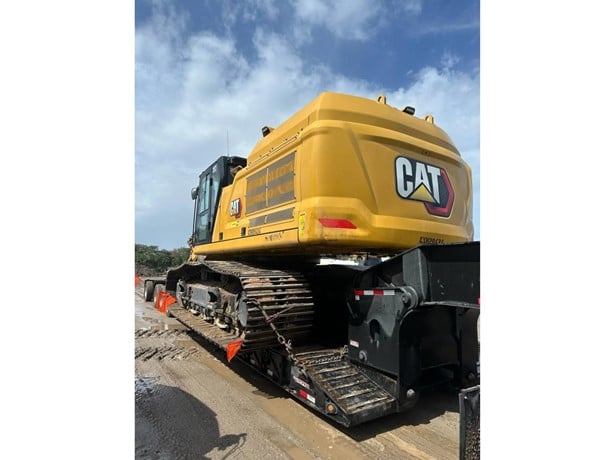 2024 CATERPILLAR 352 - Image 4