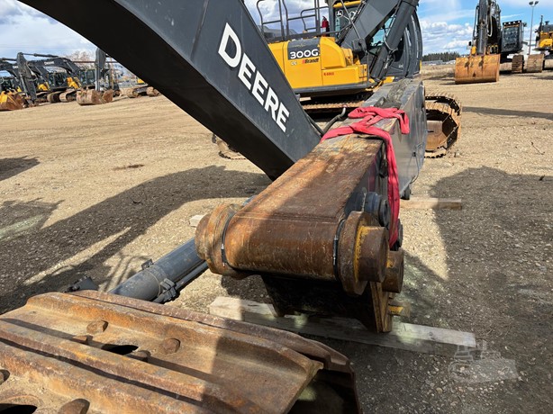 2020 DEERE 670G LC - Image 4