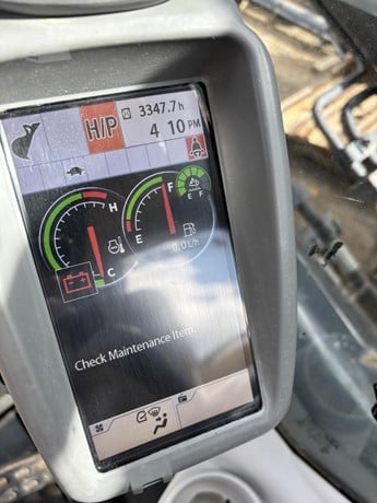 2020 DEERE 670G LC - Image 5