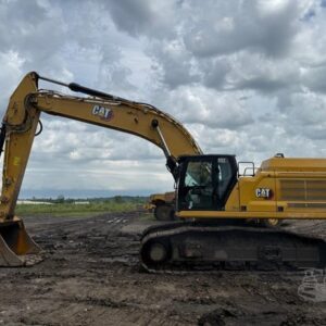 2023 CATERPILLAR 352