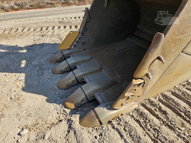 2022 CATERPILLAR 374 - Image 6