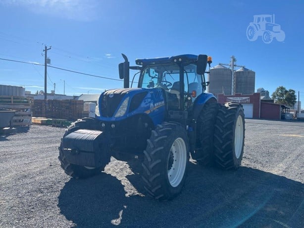 2019 NEW HOLLAND T7.270